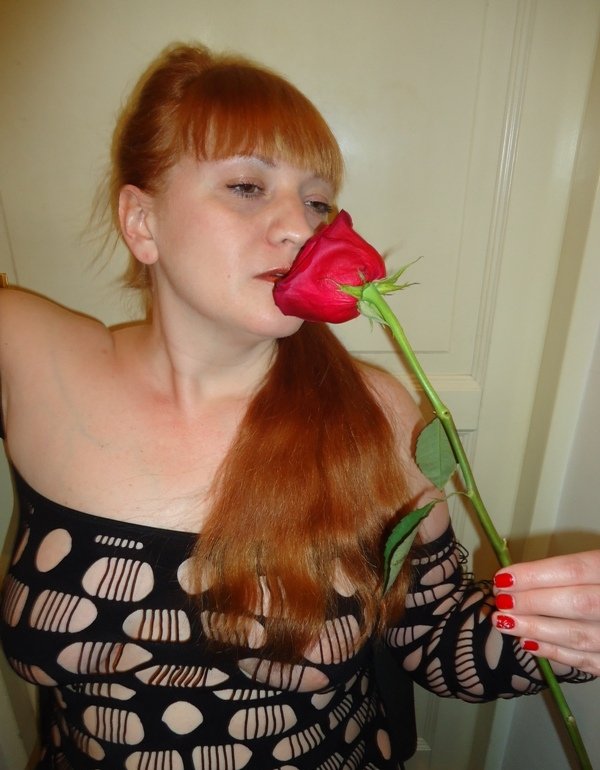 Проститутка Светка возрастом 34 с ростом 172 см для интима в Москве