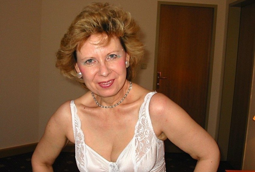 Проститутка Галина возрастом 51 с ростом 167 см для интима в Москве