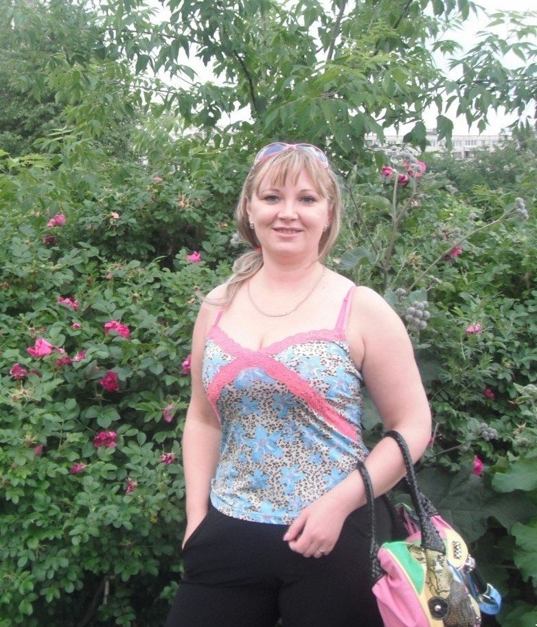 Проститутка Лина возрастом 27 с ростом 167 см для интима в Москве